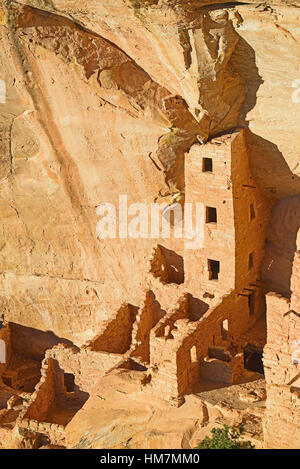 USA, Colorado, Mesa Verde National Park, Ancient Pueblo Ruin on sunny day Stock Photo