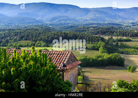 View from Grambois over the Luberon, Provence, France Stock Photo