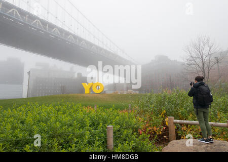 YO/OY sculpture from Brooklyn Bridge park NYC Stock Photo