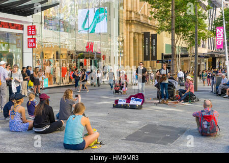 Street performers in Queen Street Mall, Brisbane Stock Photo