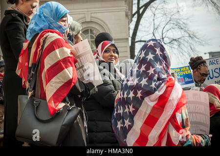 New York, USA. 01st Feb, 2017. Muslim and non-Muslim women gather at New York City Hall on Wednesday, February 1, 2017 to celebrate World Hijab Day. The annual event calls for a day of solidarity with Muslim women to fight bigotry and discrimination and encourages non-muslim women to wear a Hijab in solidarity.  Credit: Richard Levine/Alamy Live News Stock Photo