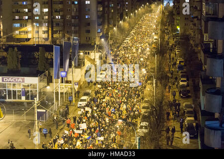 Cluj-Napoca, Romania. 2nd February 2017. Tens of thousands Romanians marched the streets of Cluj-Napoca to protest an emergency government decree which would decriminalize a string of abuse-of-power corruption offenses. Credit: Cristian Mijea/Alamy Live News Stock Photo