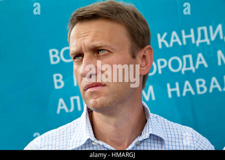 Russian Opposition Leader Alexei Navalny Speaks To Voters And ...