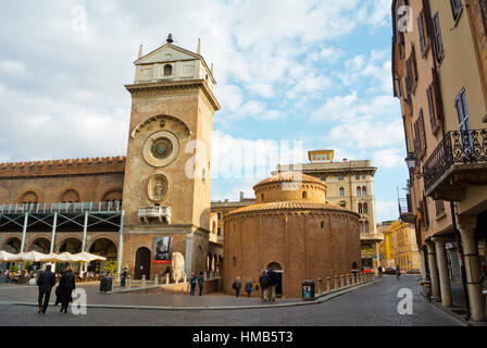 Palazzo della Ragione, Torre Dell'Orologio and Rotonda di San Lorenzo, Piazza delle Erbe, Mantua, Lombardy, Italy Stock Photo