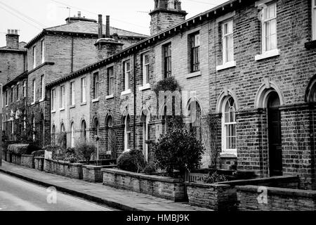 Terraced houses in Sir Titus Salt's model village Saltaire, Bradford, West Yorkshire, England, UK Stock Photo