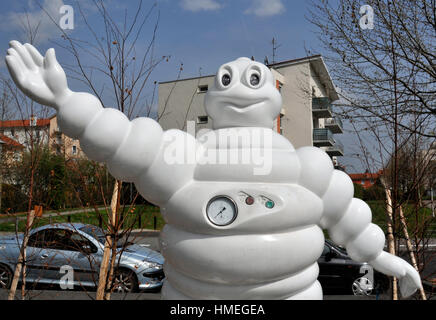 Bibendum Michelin Clermont Ferrand Puy de Dôme Auvergne France Stock ...