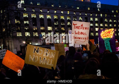 New York City, USA. 01st Feb, 2017. In New York City, thousands rally, march and vow to continue their fight against the flurry of Trump's executive orders, including the banning of Muslims from certain countries from entering the USA. Credit: Michael Nigro/Pacific Press/Alamy Live News Stock Photo