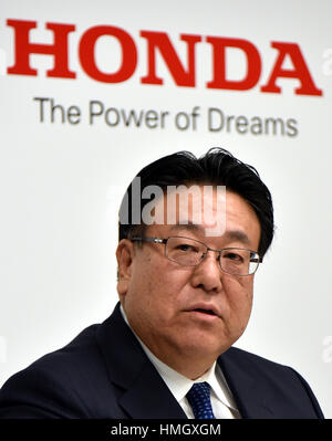 Tokyo, Japan. 3rd Feb, 2017. Executive Vice President Seiji Kuraishi of Japans Honda Motor Co., reports the automakers earnings for the third quarter of fiscal year 2017 in Tokyo on Friday, February 3, 2017. For fiscal 2016,?Honda?raised its group net profit outlook to?545 billion yen, up 58.2 percent from a year earlier. Credit: Natsuki Sakai/AFLO/Alamy Live News Stock Photo