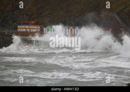 Newquay, Cornwall, UK. 3rd Feb, 2017. UK Weather. Strong gales and rain whips up the sea on the north coast of Cornwall. Credit: Nicholas Burningham/Alamy Live News Stock Photo