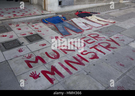 Athens, Greece. 3rd Feb, 2017. Protesters hold banners and shout slogans against closed borders and migration policies. Leftists and human rights activists gathered outside the Ministry of Migration Policy, demonstrating against the current living conditions in refugee camps and the recent deaths at Lesvos and Samos islands. Credit: Nikolas Georgiou/ZUMA Wire/Alamy Live News Stock Photo