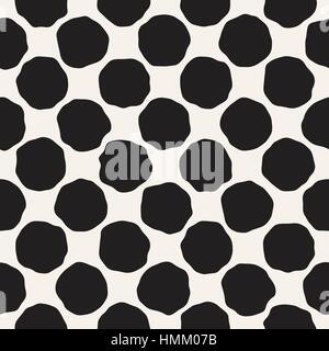 Rough Line Hand Drawn Circles. Vector Seamless Black and White Pattern. Stock Vector