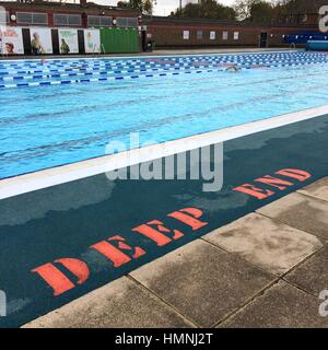 charlton lido heated