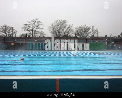 charlton lido heated