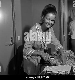 Ein Ballett tanzt um die Welt, Fernsehserie, Regie: Wolfgang Schleif, Deutschland 1970, Darsteller: Helga Schlack Stock Photo