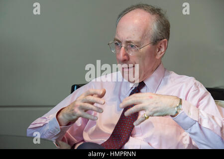 Sir Malcolm Rifkind in conversation Stock Photo