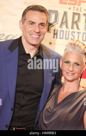 Kurt warner hi-res stock photography and images - Page 11 - Alamy