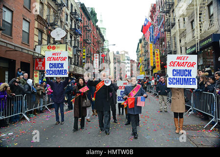 New York City, USA. 5th Feb, 2017. New York Senator Chuck Schumer greets the crowd with his famous bullhorn during Year of the Rooster Chinese New Year celebrations in New York City. Credit: Rachel Cauvin/Alamy Live News Stock Photo