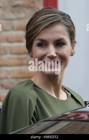 Madrid, Spain. 6th Feb, 2017. Queen Letizia at the Innovation and Design Awards 2016 in Madrid Monday, Feb. 6, 2017. Credit: Gtres Información más Comuniación on line,S.L./Alamy Live News Stock Photo