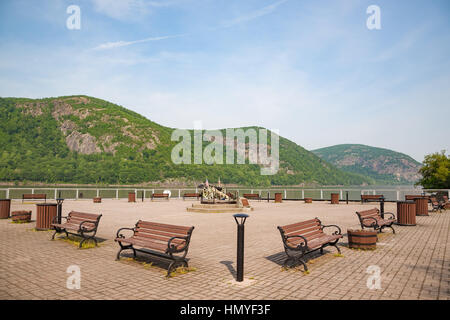 Summer view of water front park in Cold Spring, New York, located about an hour north of Manhattan and on the east side of the Hudson River. Stock Photo
