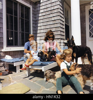 JOHN F. KENNEDY with wife Jacqueline and family at Hyannisport on 14 August 1963. Stock Photo