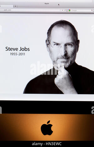 BATH, UK - OCTOBER 06, 2011:  Close-up of an Apple iMac computer displaying the www.apple.com front page tribute to former chief executive Steve Jobs, Stock Photo