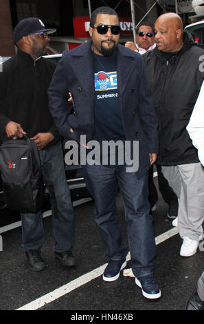 New York, NY, USA. 8th Feb, 2017. Ice Cube seen arriving to NBC's Today Show promoting his new film, Fist Fight on February 8, 2017 in New York City. Credit: Rw/Media Punch/Alamy Live News Stock Photo