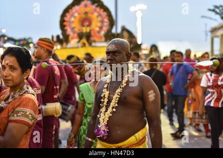 Kuala Lumpur, Malaysia. 8th Feb, 2017. Malaysian Hindus Lead up to the Batu Caves north of the Malaysian capital, Kuala Lumpur on February 08, 2017. Hindus are currently celebrating the Feast of Thaipusam. Credit: Chris Jung/ZUMA Wire/Alamy Live News Stock Photo