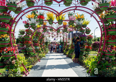 Myanmar (ex Birmanie). Kayin State (Karen State). Around Hpa An. Floral Park Stock Photo