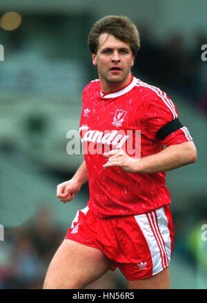 jan-molby-liverpool-fc-16-