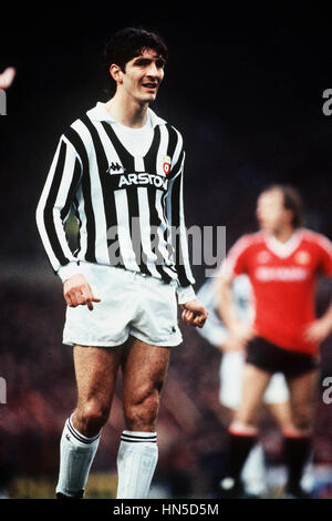 PAOLO ROSSI JUVENTUS 01 March 1984 Stock Photo