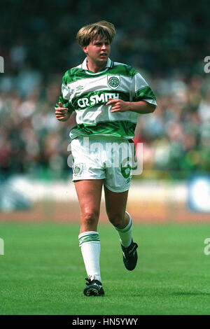 MARK MCNALLY GLASGOW CELTIC FC 06 August 1993 Stock Photo