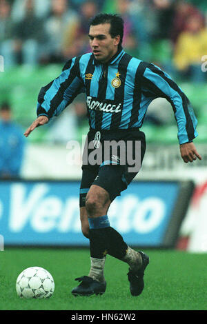 RUBEN SOSA INTER MILAN FC 26 October 1993 Stock Photo