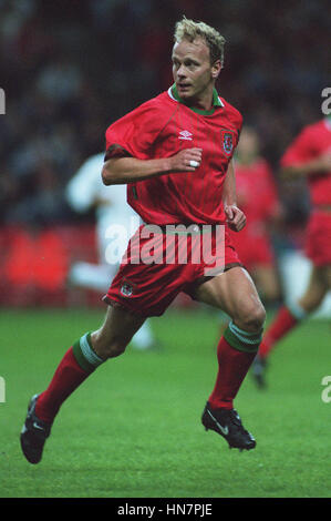 JEREMY GOSS WALES & NORWICH CITY FC 13 September 1994 Stock Photo