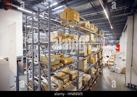 Burbank, CA, USA. 1st Feb, 2017. Boxes of furniture are stacked on shelves during a preview of the new IKEA Burbank Home Furnishings store on Wednesday, February 1, 2017 in Burbank, Calif. The 456,000 square foot furniture store on San Fernando is the largest in the US and features a restaurant with seating for 600 customers © 2017 Patrick T. Fallon Credit: Patrick Fallon/ZUMA Wire/Alamy Live News Stock Photo