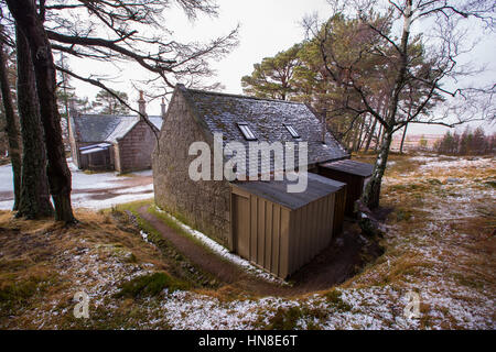 Gelder Shiel mountain bothy on the Balmoral Estate near Ballater, Aberdeenshire, Scotland, UK, used by walkers for shelter in bad weather. Stock Photo