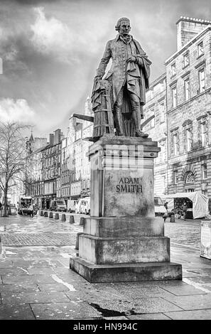 Adam Smith statue on royal mile Edinburgh Stock Photo