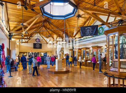 Jack Daniels Distillery. The Visitor Center at the Jack Daniels Distillery in Lynchburg, Tennessee, USA Stock Photo