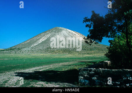 King Midas Tumulus or Burial Mound at Gordium or Gordion Yassihüyük Phrygia Turkey Stock Photo