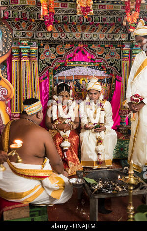 Hindu Wedding Ceremony, Deniyaya, Sri Lanka Stock Photo