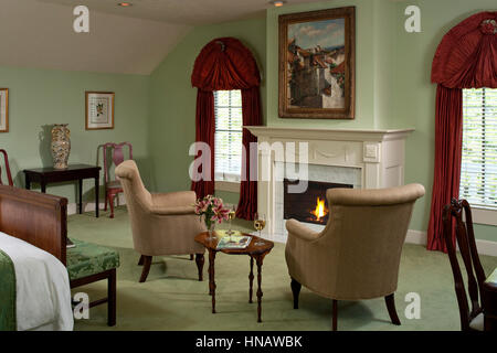 Formal living room with Fireplace at a Mississippi Inn, Fairview Inn, Jackson, MS. Stock Photo