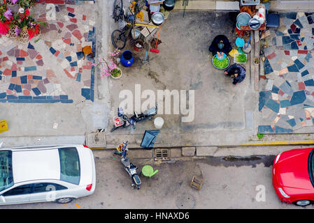 Bird eye view of People preparing vegetables on a srtret in Nanjing Stock Photo