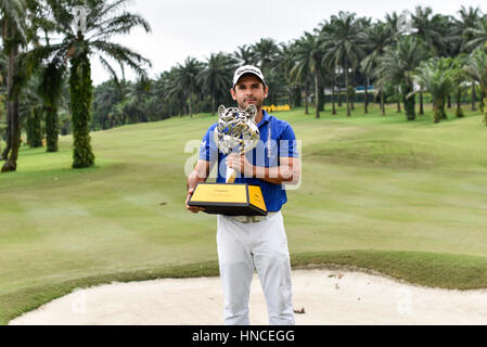 Kuala Lumpur. 12th Feb, 2017. Fabrizio Zanotti (Paraguay) made an eagle on the final hole to win his second European Tour title at the Maybank Championship 2017 at Saujana Golf and Country Club on February 12, 2017 in Kuala Lumpur, Malaysia. Credit: Chris JUNG/Alamy Live News Stock Photo