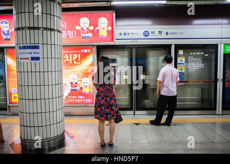 Underground Metro,City Hall Station,line 1, Seoul, South Korea Stock Photo