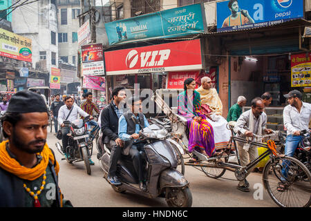 Traffic jam, Godowlia Road, downtown, Varanasi, Uttar Pradesh, India. Stock Photo