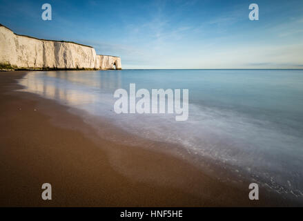 The white cliffs of Kingsgate Bay, Broadstairs,Kent Stock Photo