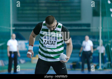 Sheffield, England, 12th February 2017. Youcef Zatat competing In the Shot Put at the British Athletics Indoor Team Trials, 2017 at the English Institute of Sport, Sheffield. He was placed second with a throw of 18.22 metres. Credit: Colin Edwards/Alamy Live News. Stock Photo