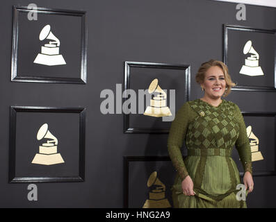 Los Angeles, California, USA. 12th Feb, 2017. Singer Adele arrives to the red carpet for the 59th Grammy's awards at the staples center in Los Angeles, California on Sunday 12 February 2017.ARMANDO ARORIZO. Credit: Armando Arorizo/Prensa Internacional/ZUMA Wire/Alamy Live News Stock Photo