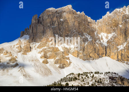 Rugged mountain cliffs of the Devoluy Massif (Tete de la Cluse peak) in the Southern French Alps. Hautes Alpes, France Stock Photo