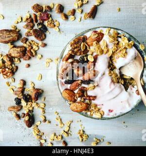 Overhead view of breakfast cereal in bowl on table Stock Photo