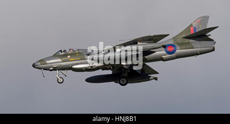 Hawker Hunter F.58  ZZ190 on approach to RNAS Culdrose Stock Photo